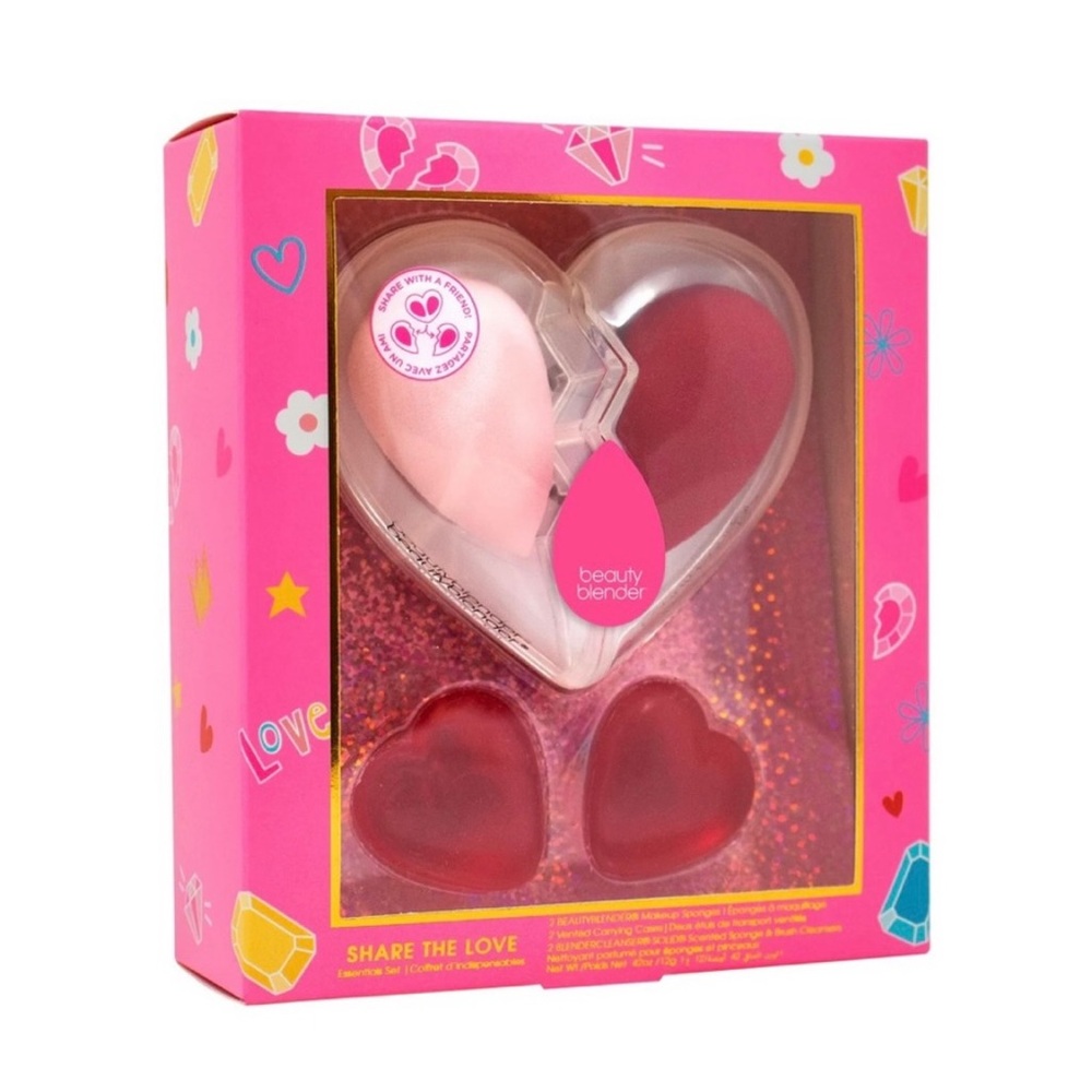 NEW BeautyBlender Share The Love 6-
Piece Essentials Set